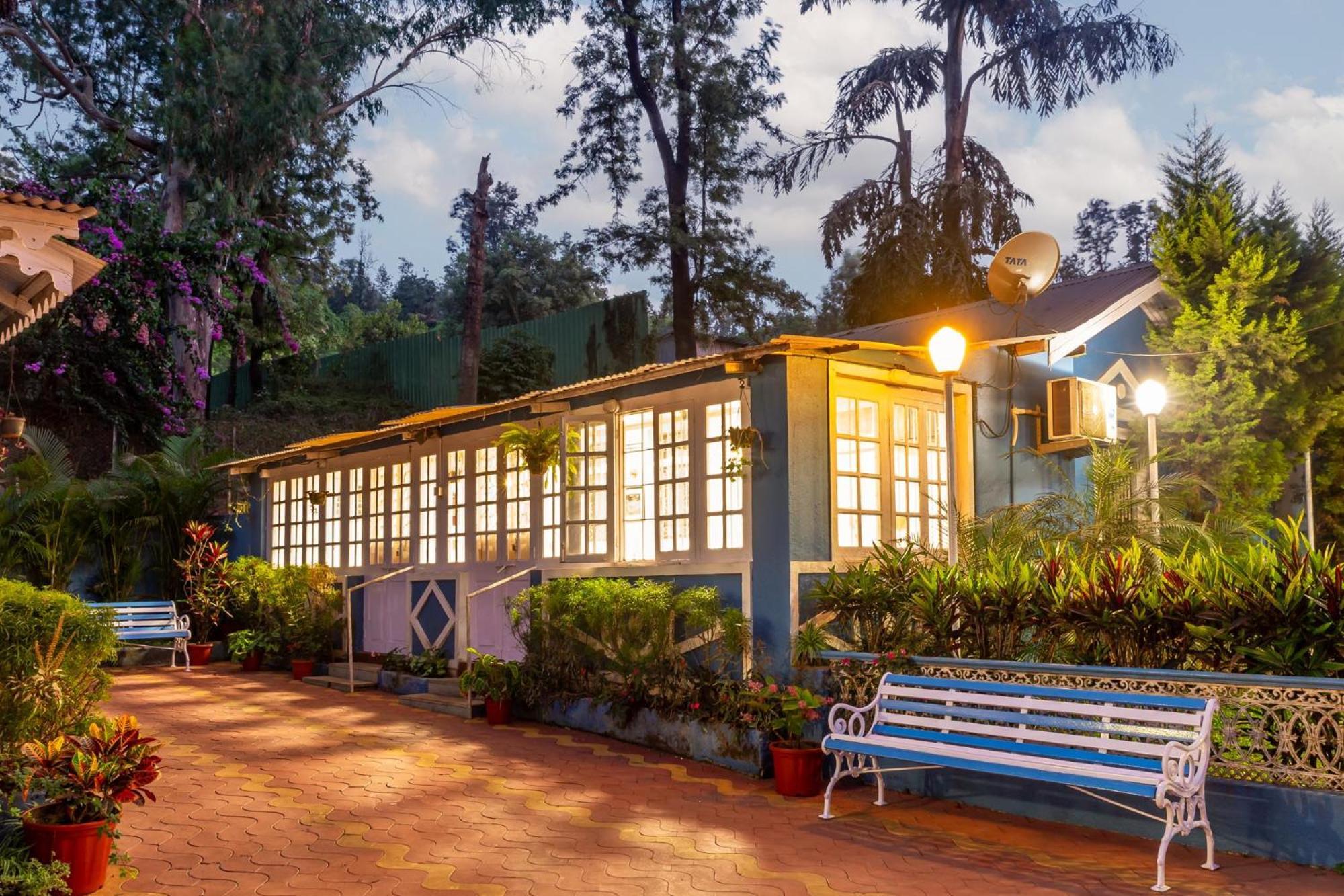 Il Palazzo Villas Panchgani Exterior photo
